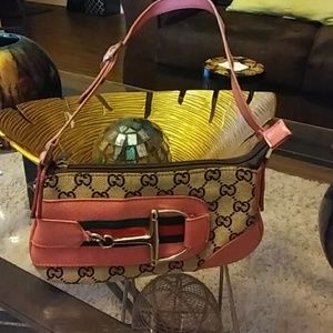 Authentic Gucci Clutch: (Accepting Offers)!